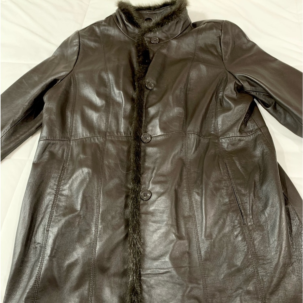🐻 Very Chic Genuine Leather Coat, Full Knee Length, Fur Trim, Brown. L, Large